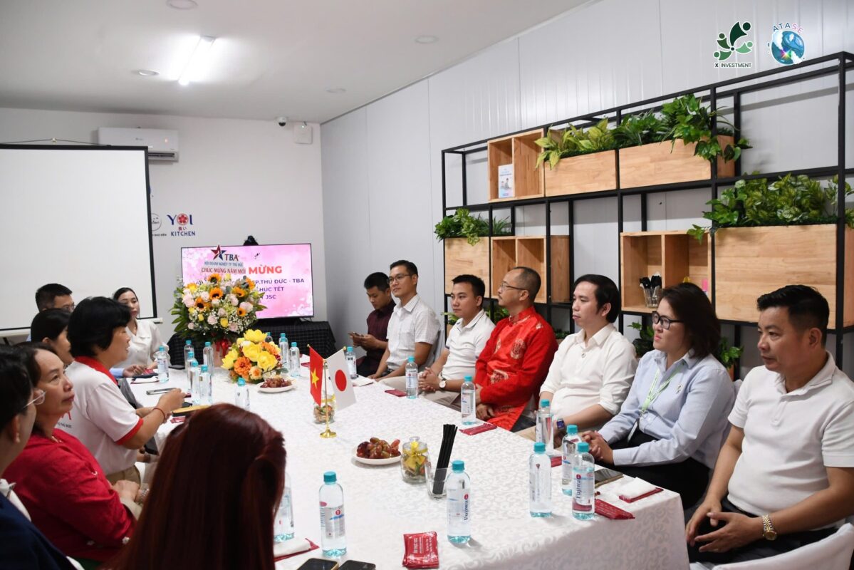 TBA cùng XCO trao đổi 