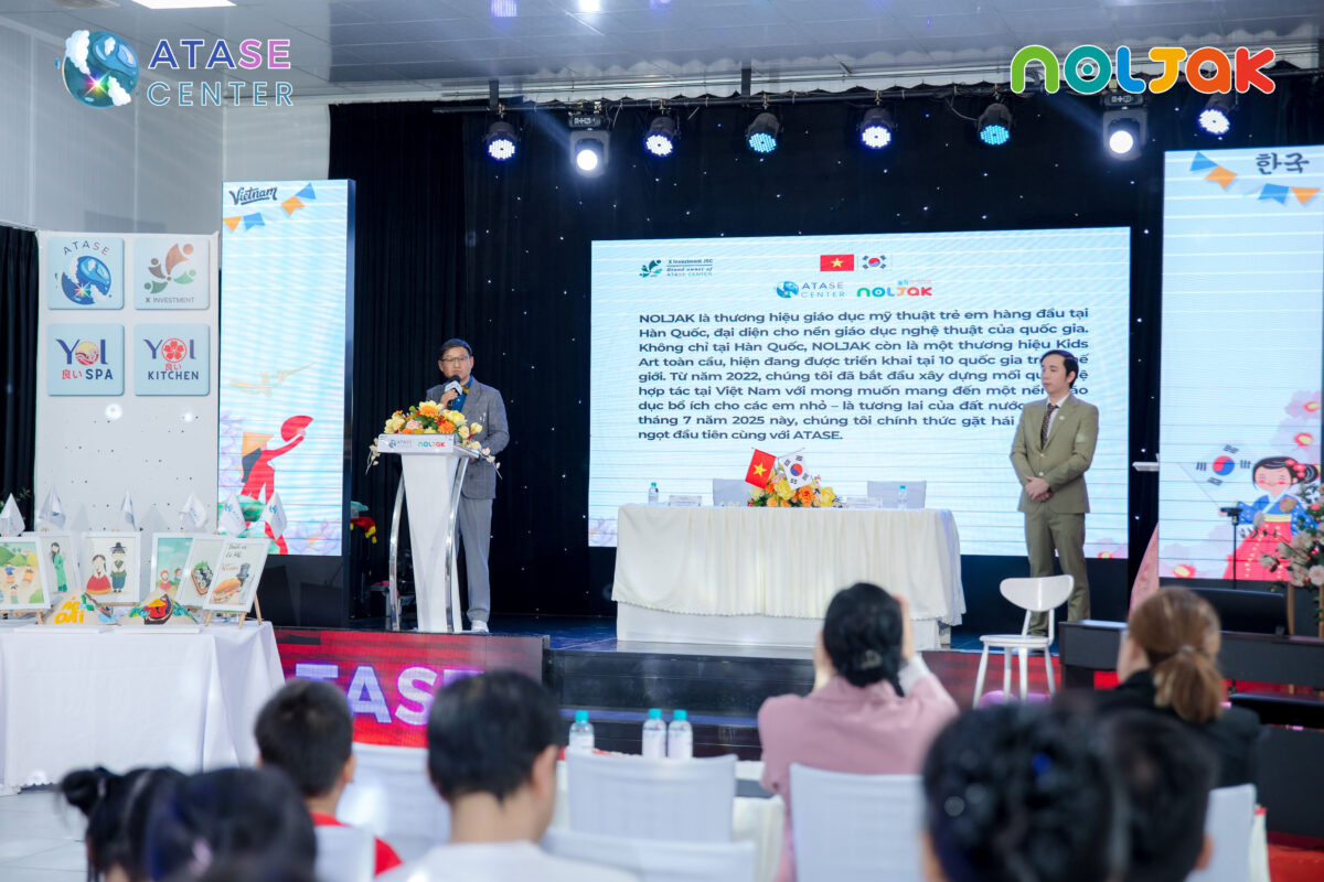 Phát biểu tại lễ ký kết hợp tác ATASE CENTER và NOLJAK Edu về chương trình nghệ thuật quốc tế của ông YUN JUNGWHAN - Nhà sáng lập NOLJAK Edu